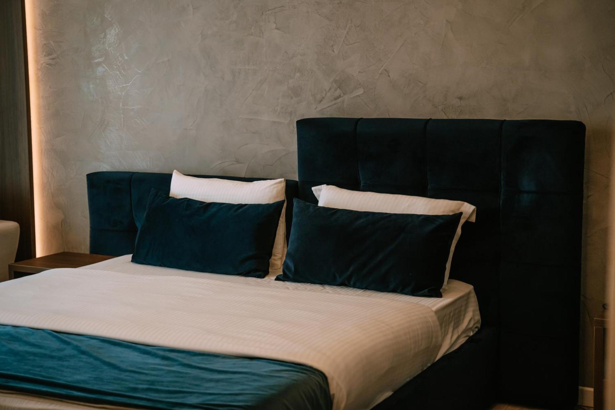 Albanian Star Hotel Kryemëdhej エクステリア 写真