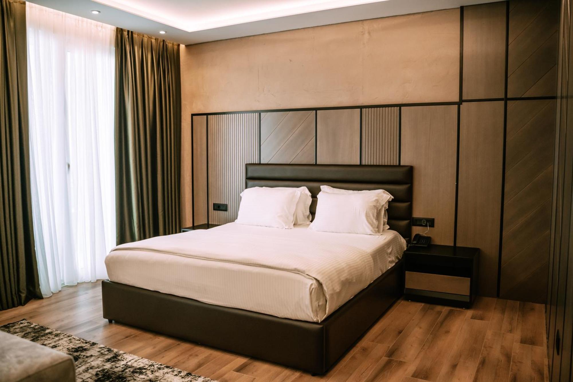 Albanian Star Hotel Kryemëdhej エクステリア 写真
