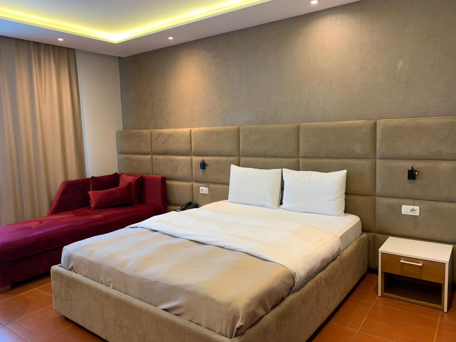 Albanian Star Hotel Kryemëdhej エクステリア 写真