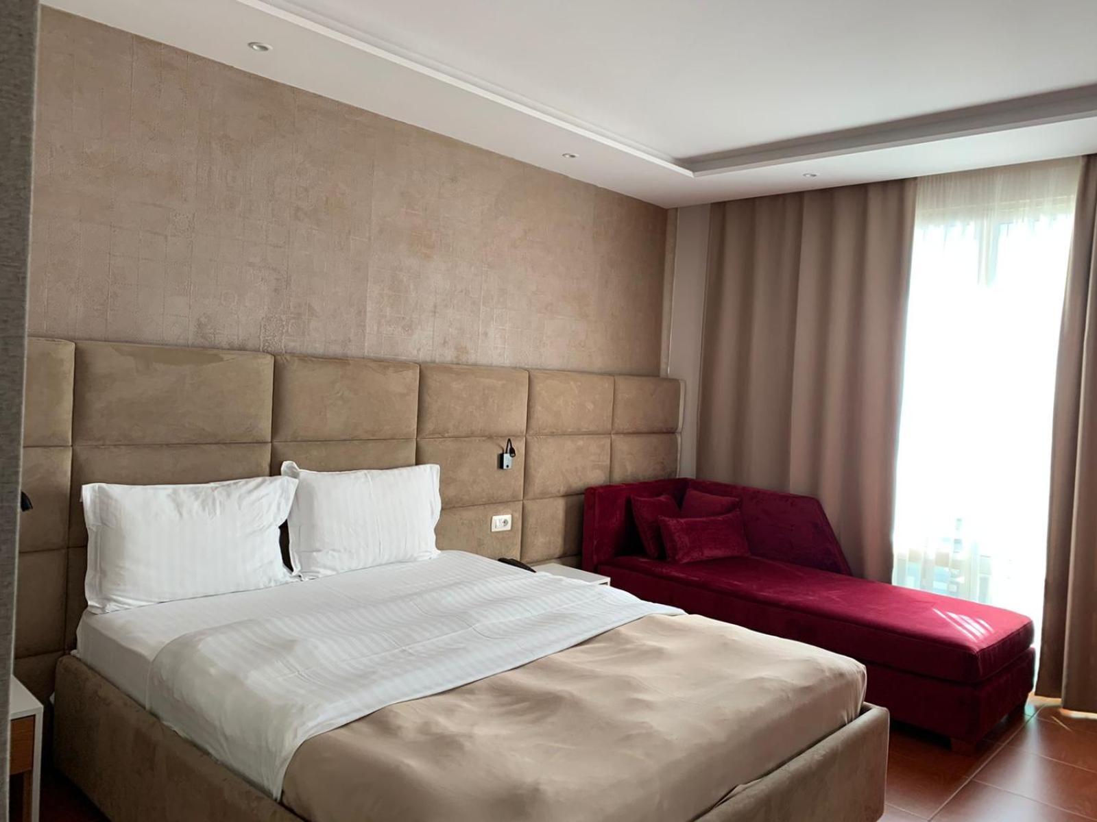 Albanian Star Hotel Kryemëdhej エクステリア 写真