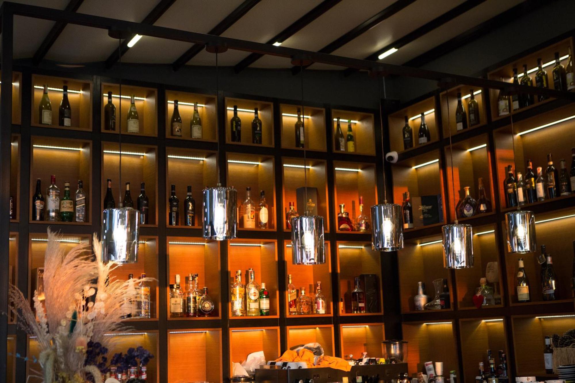 Albanian Star Hotel Kryemëdhej エクステリア 写真