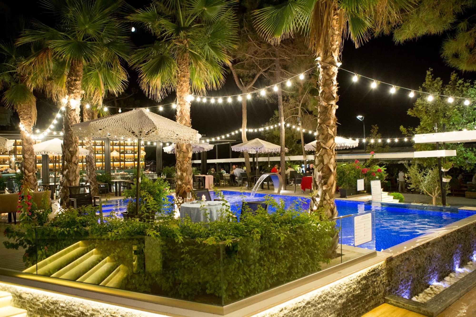 Albanian Star Hotel Kryemëdhej エクステリア 写真